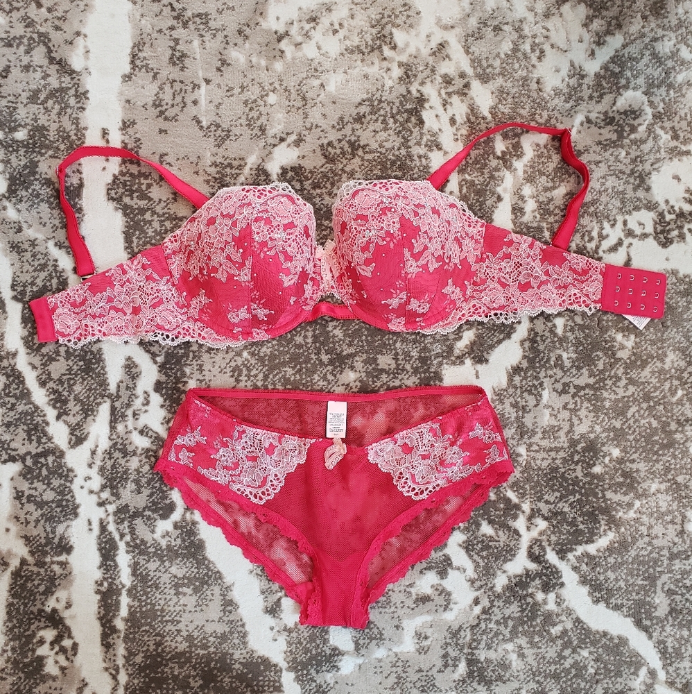 Victoria Secret Bra and Panty Set